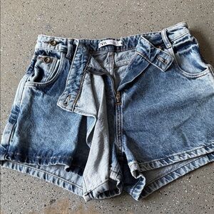 Zara Washed Blue Denim High-Rise Jean Shorts